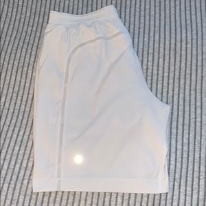 Lululemon Pacebreaker 9” WHITE